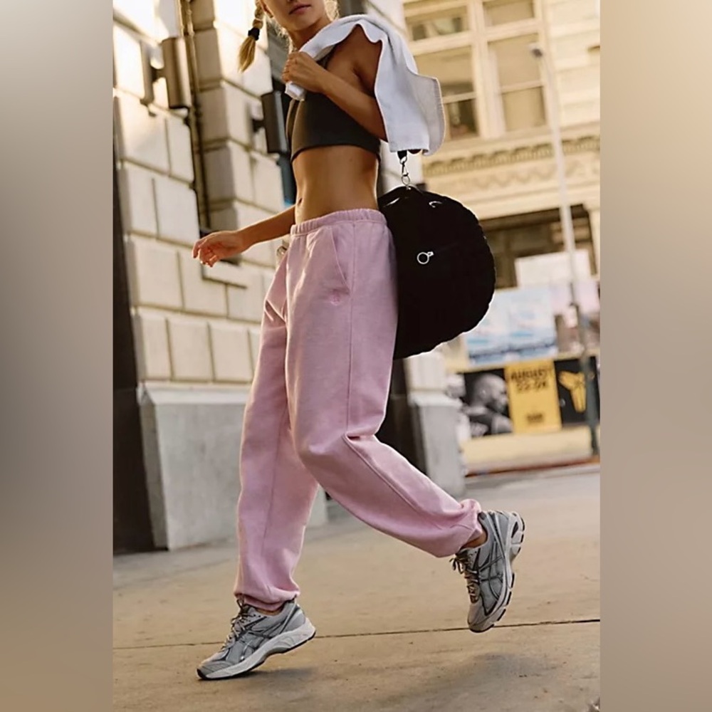 Free People Movement For the Win Joggers ~ Candy Pink ~ Size Small ~ NWT